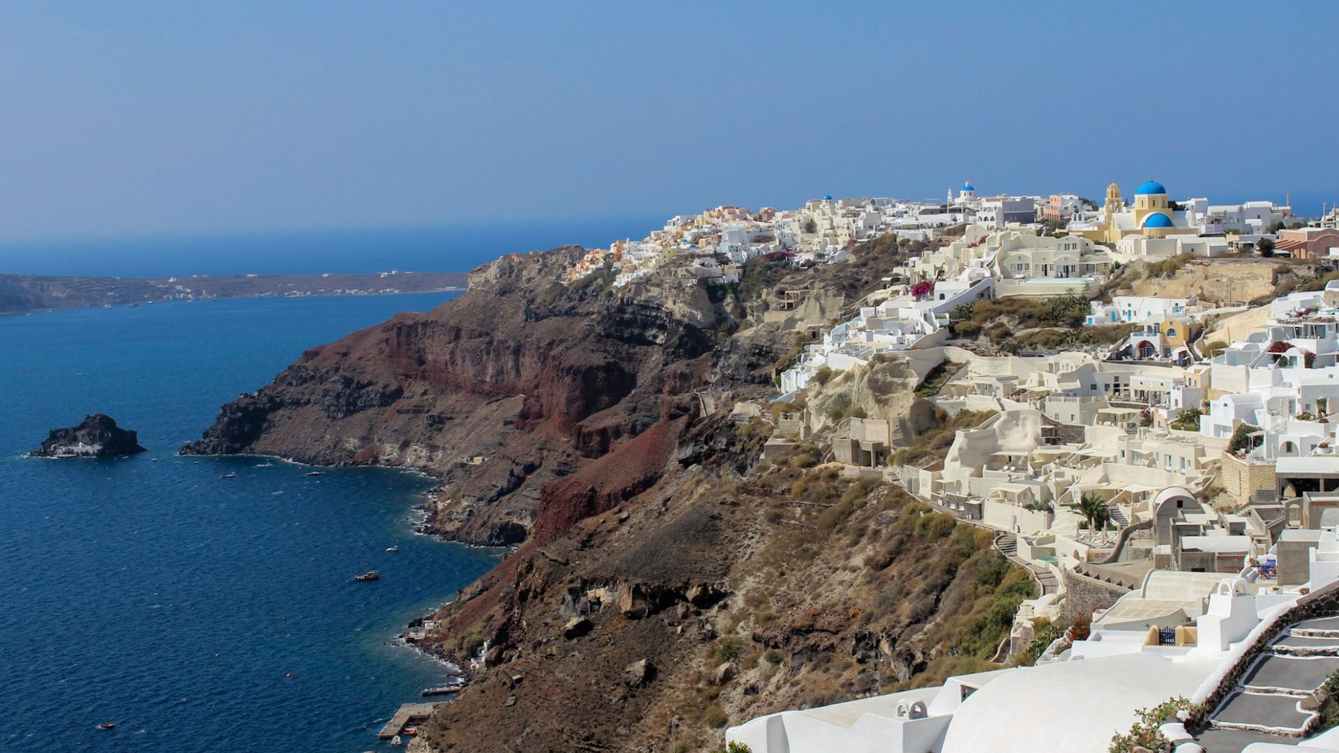 greece-warm-islands-before-the-peak-crowds